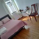 Roomis Temporal